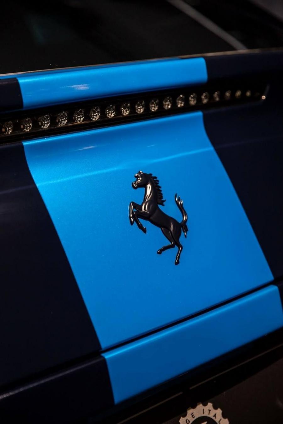 Логотип Ferrari GTC4Lusso AZZURA by Garage Italia Customs 2018 года  (фото 5 из 12)